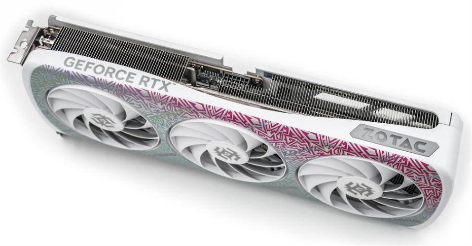 索泰(ZOTAC)GEFORCE RTX 5070 12GB XGAMING顯卡測試