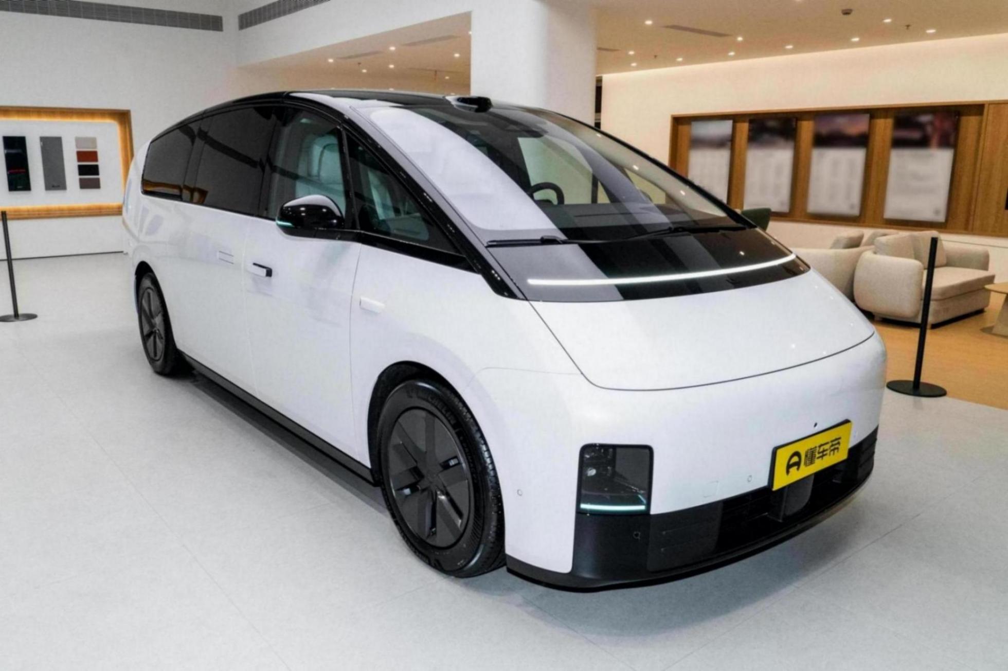 2025新能源購車終極指南:20-40萬級熱門新車硬核橫評與避坑攻略