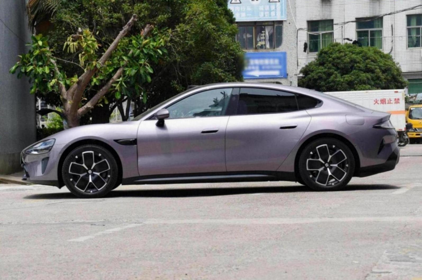 2025新能源購車終極指南:20-40萬級熱門新車硬核橫評與避坑攻略