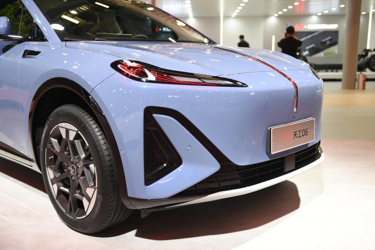 【旗·鑒】2025上海車展丨紅旗品牌新智國潮豪華純電SUV——天工06