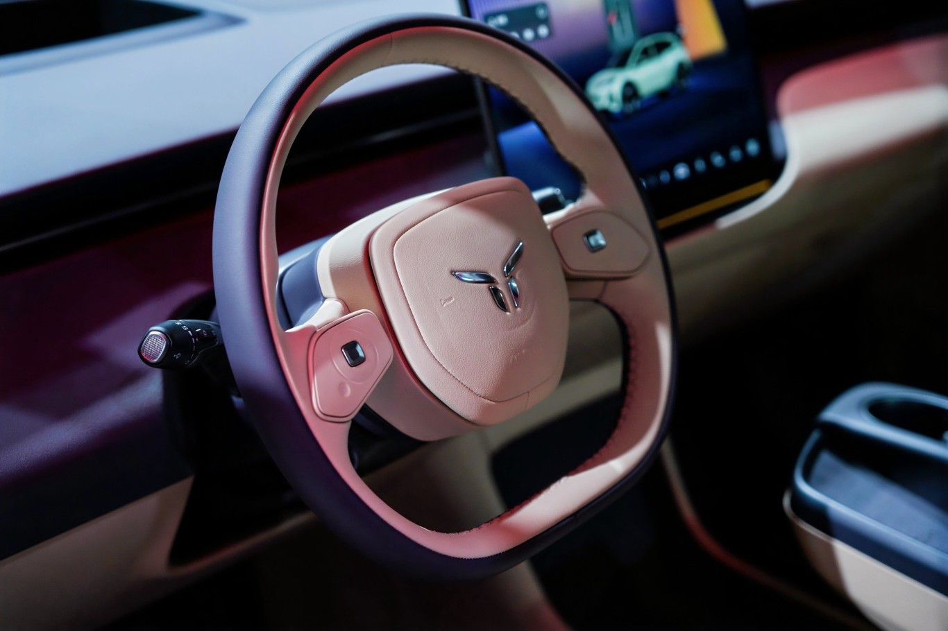 【旗·鑒】2025上海車展丨紅旗品牌新智國潮豪華純電SUV——天工06