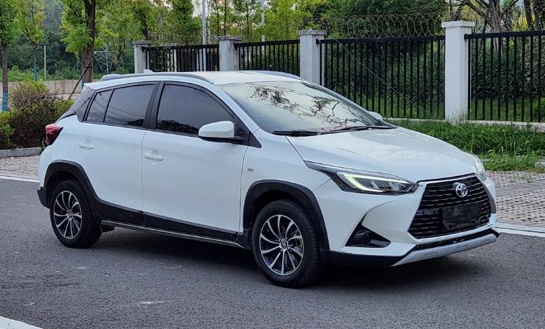 2025款豐田致炫實測:油耗4.2L+豪華內飾,家用車“全能選手”?