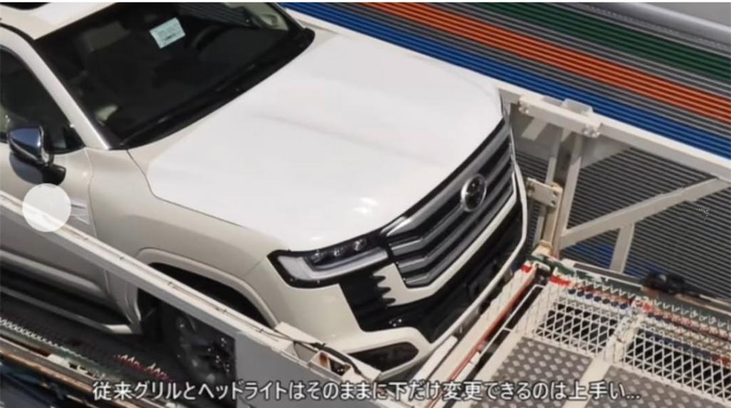 新款豐田蘭德酷路澤無偽實車曝光,前臉細節(jié)調(diào)整
